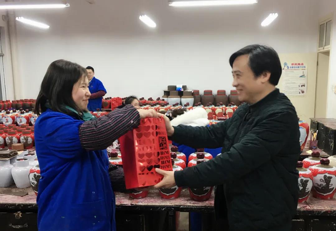 1644822085640435.jpg 4.jpg